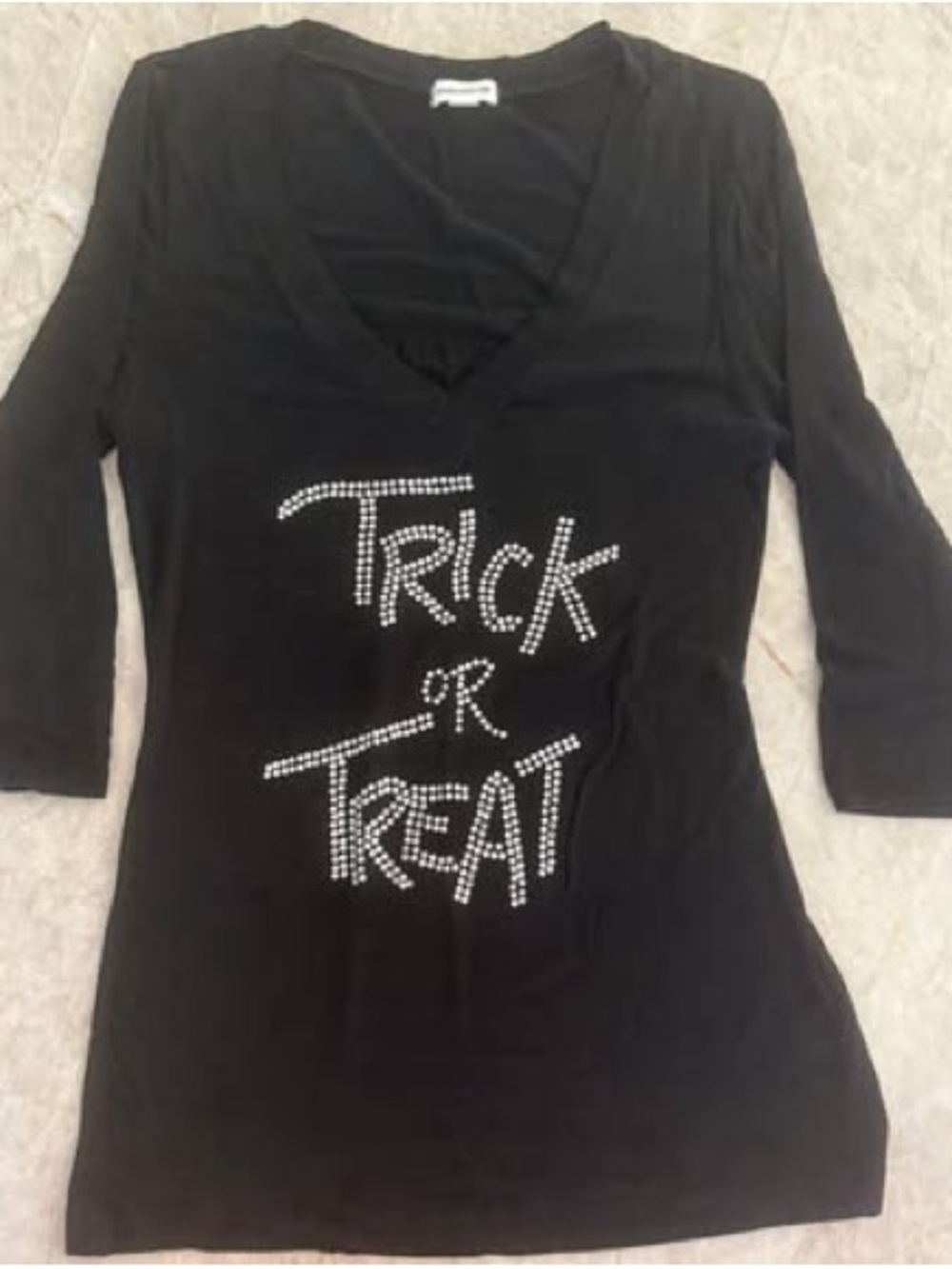 Zenana Outfitters Black Rhinestone 'Trick or Treat' V-Neck 3/4 Sleeve Top - Picture 6 of 7